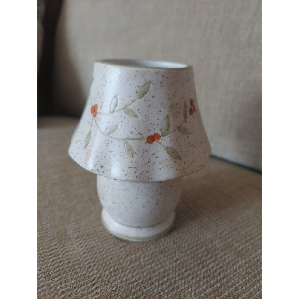 Yankee Candle Ceramic Shade & Tealight Holder Vines/Leaves/Berries EUC